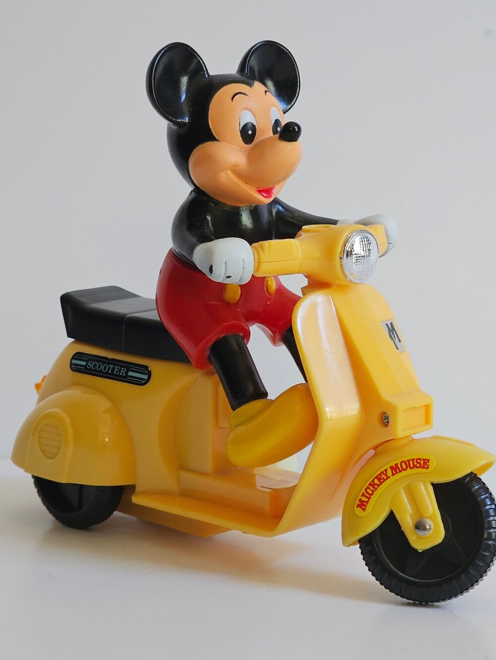 Vintage Mickey Mouse Yellow Wind-up Scooter Toy 1982 Masudaya Japan